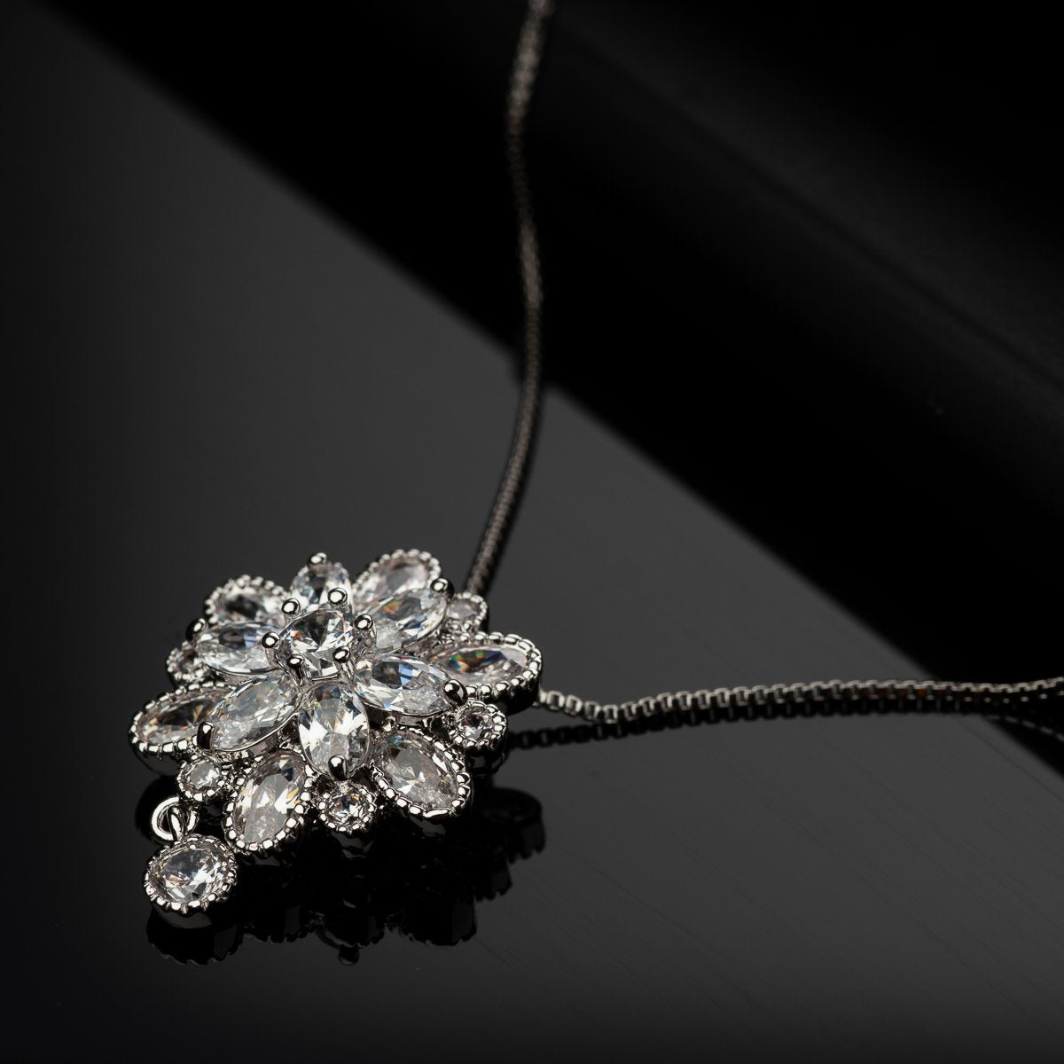 Flora Pendant Set - Kuberlo - Best Gift for - Imitation Jewellery - Designer Jewellery - one gram gold - fashion jewellery