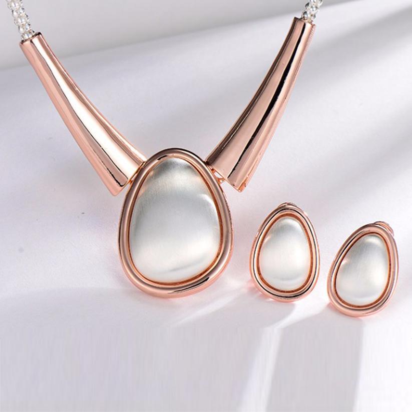 Aadil Necklace Set - Kuberlo - Best Gift for - Imitation Jewellery - Designer Jewellery - one gram gold - fashion jewellery