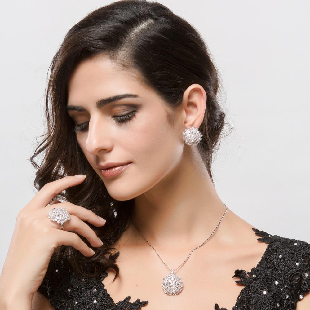 Floral Earrings - Kuberlo - Best Gift for - Imitation Jewellery - Designer Jewellery - one gram gold - fashion jewellery