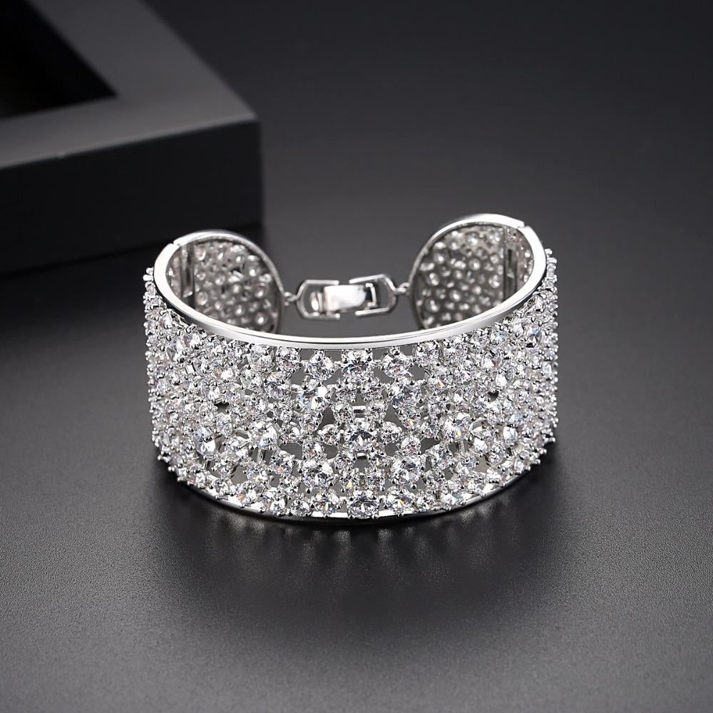 Rhiya Bangle Bracelet - Kuberlo - Best Gift for - Imitation Jewellery - Designer Jewellery - one gram gold - fashion jewellery