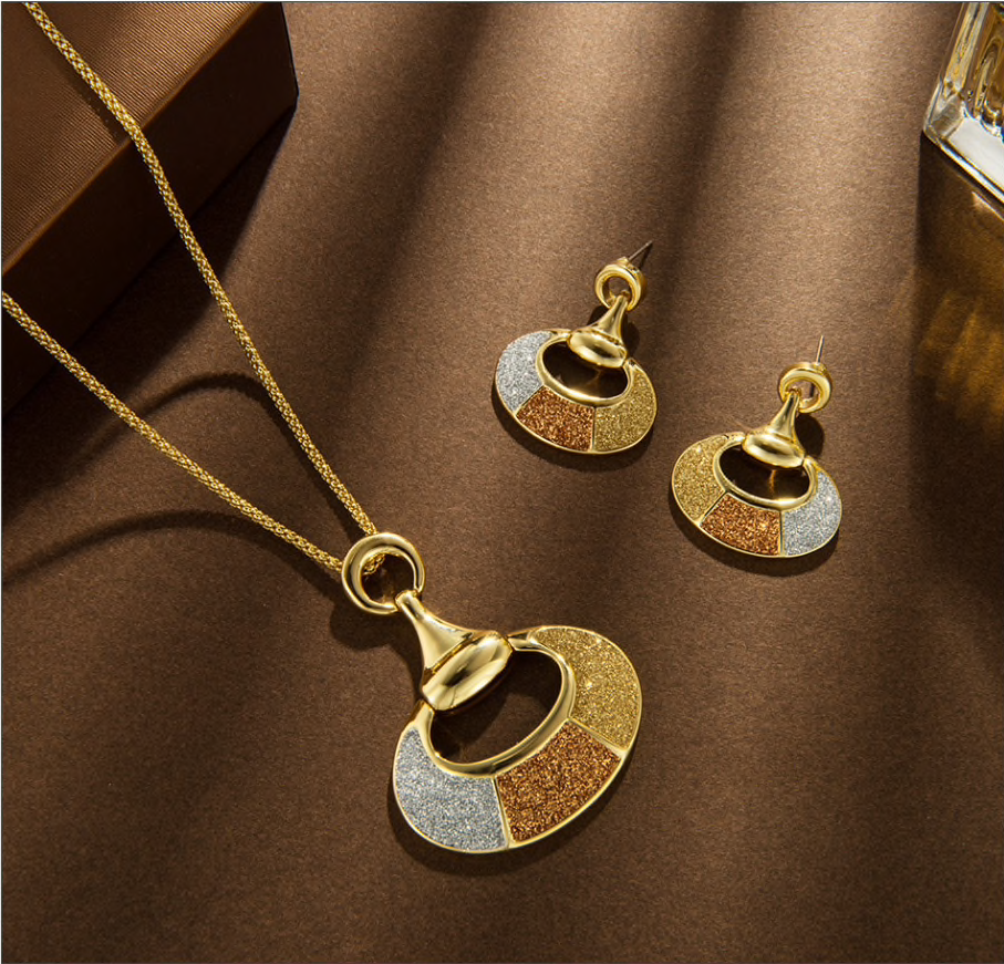 Elega Pendant Set - Kuberlo - Best Gift for - Imitation Jewellery - Designer Jewellery - one gram gold - fashion jewellery