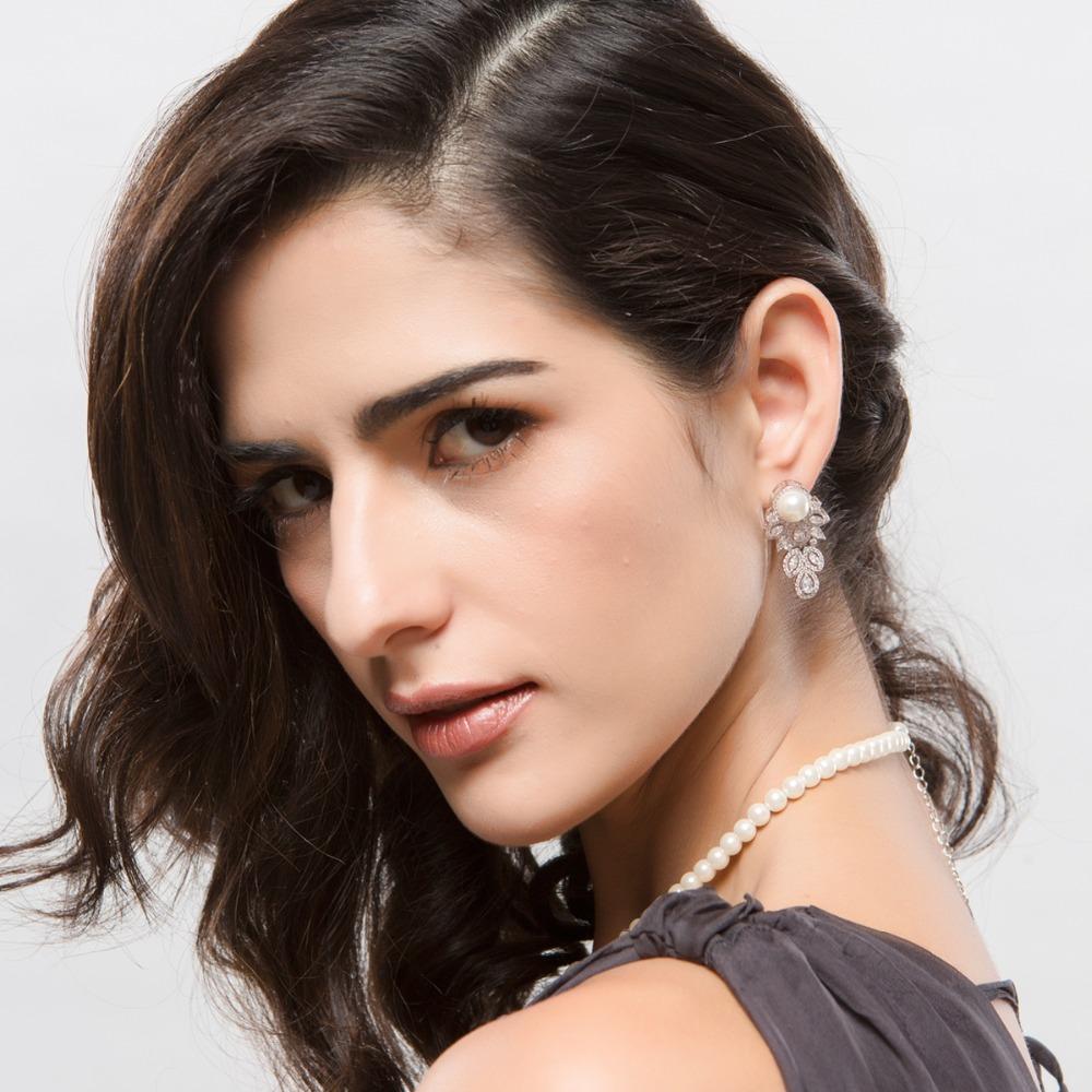 Disha Stud Earrings - Kuberlo - Best Gift for - Imitation Jewellery - Designer Jewellery - one gram gold - fashion jewellery