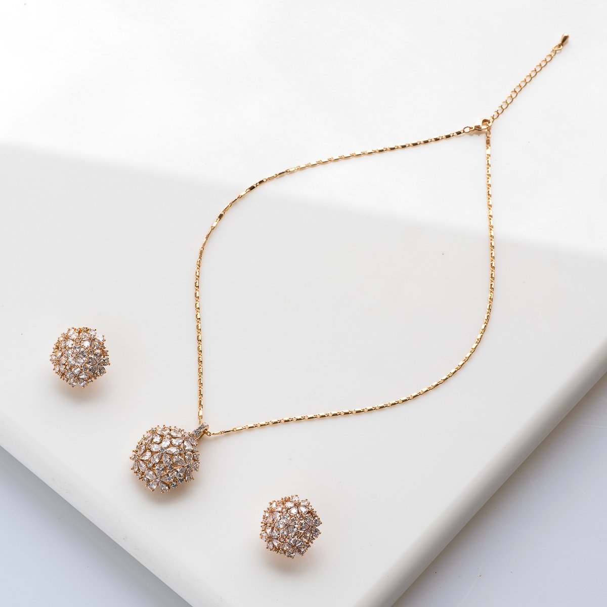 Gold Floral Pendant set - Kuberlo - Best Gift for - Imitation Jewellery - Designer Jewellery - one gram gold - fashion jewellery