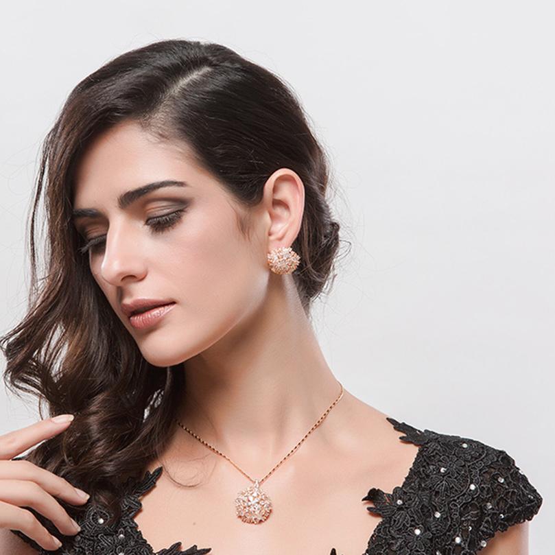 Gold Floral Pendant set - Kuberlo - Best Gift for - Imitation Jewellery - Designer Jewellery - one gram gold - fashion jewellery