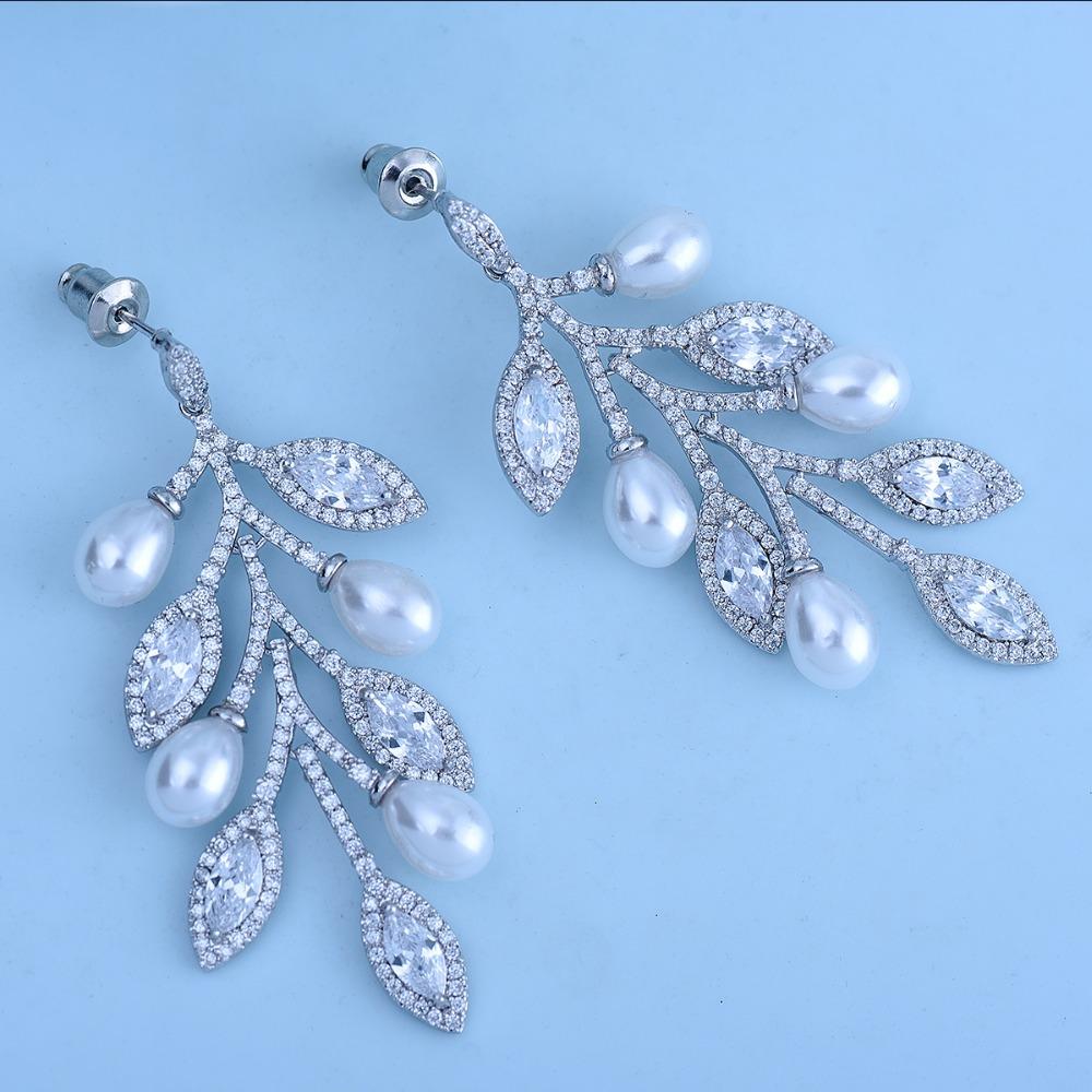 Leaf Pearl Dangler Earrings - Kuberlo - Best Gift for - Imitation Jewellery - Designer Jewellery - one gram gold - fashion jewellery