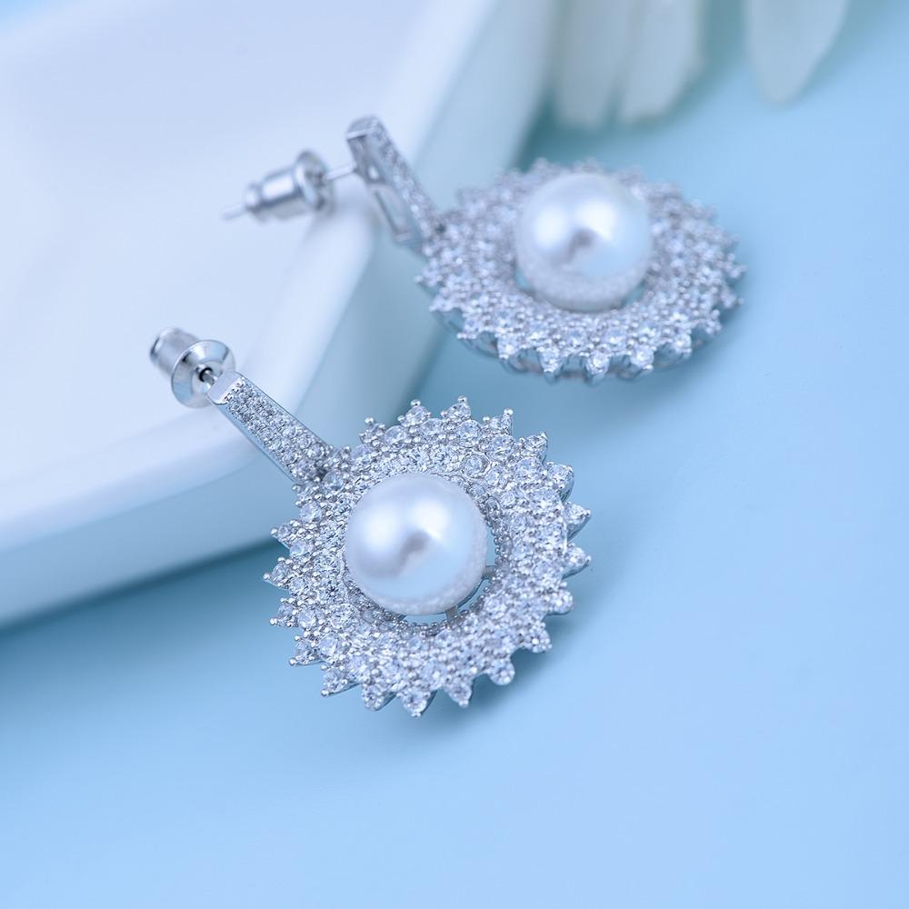 Central Pearl Dangler Earrings - Kuberlo - Best Gift for - Imitation Jewellery - Designer Jewellery - one gram gold - fashion jewellery