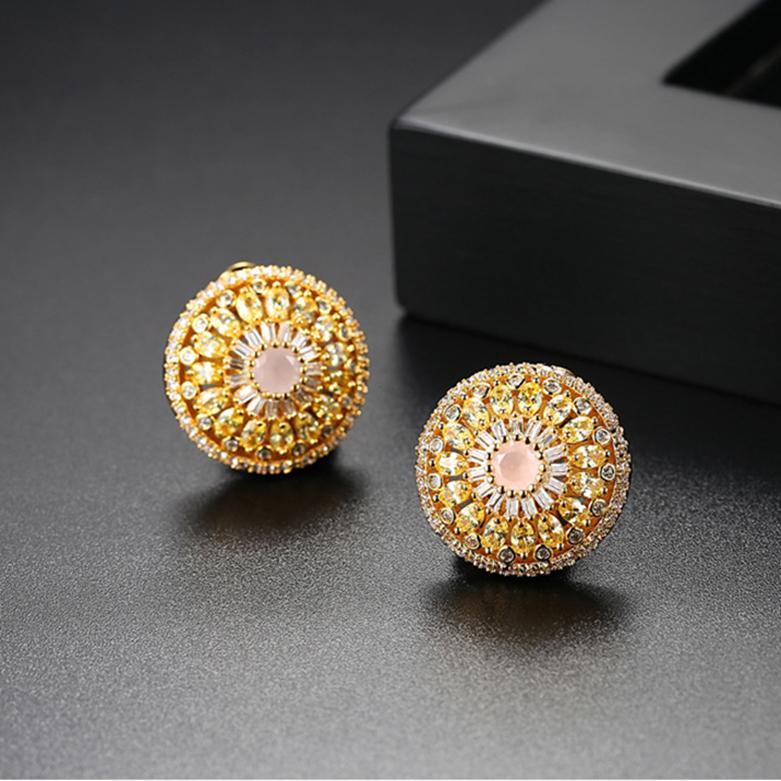 Vihana Studs - Kuberlo - Best Gift for - Imitation Jewellery - Designer Jewellery - one gram gold - fashion jewellery