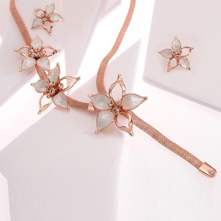 White Flora Necklace Set - Kuberlo - Best Gift for - Imitation Jewellery - Designer Jewellery - one gram gold - fashion jewellery