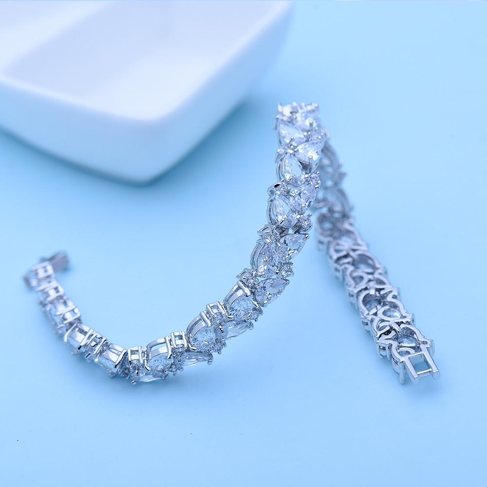 Amaze Bracelet - Kuberlo - Best Gift for - Imitation Jewellery - Designer Jewellery - one gram gold - fashion jewellery