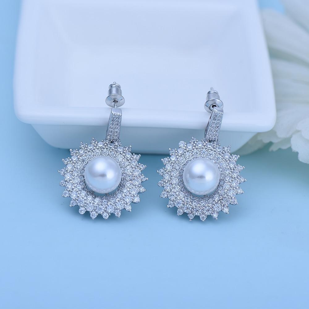 Central Pearl Dangler Earrings - Kuberlo - Best Gift for - Imitation Jewellery - Designer Jewellery - one gram gold - fashion jewellery